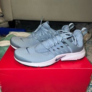 Nike Womens Presto 10